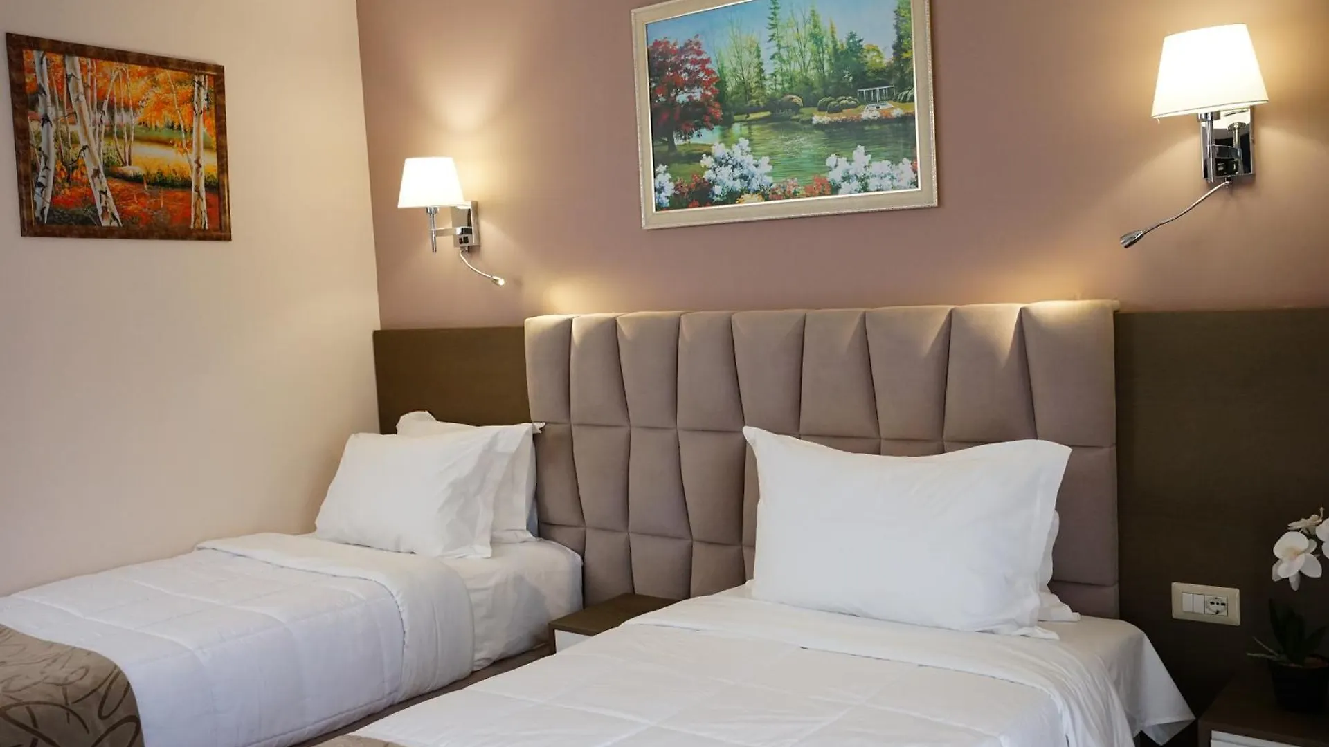 Doanesia Premium Hotel & Spa Mezez