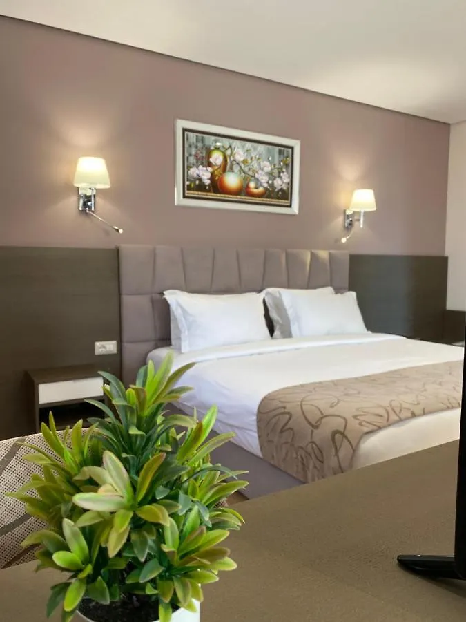 Doanesia Premium Hotel & Spa Tirana