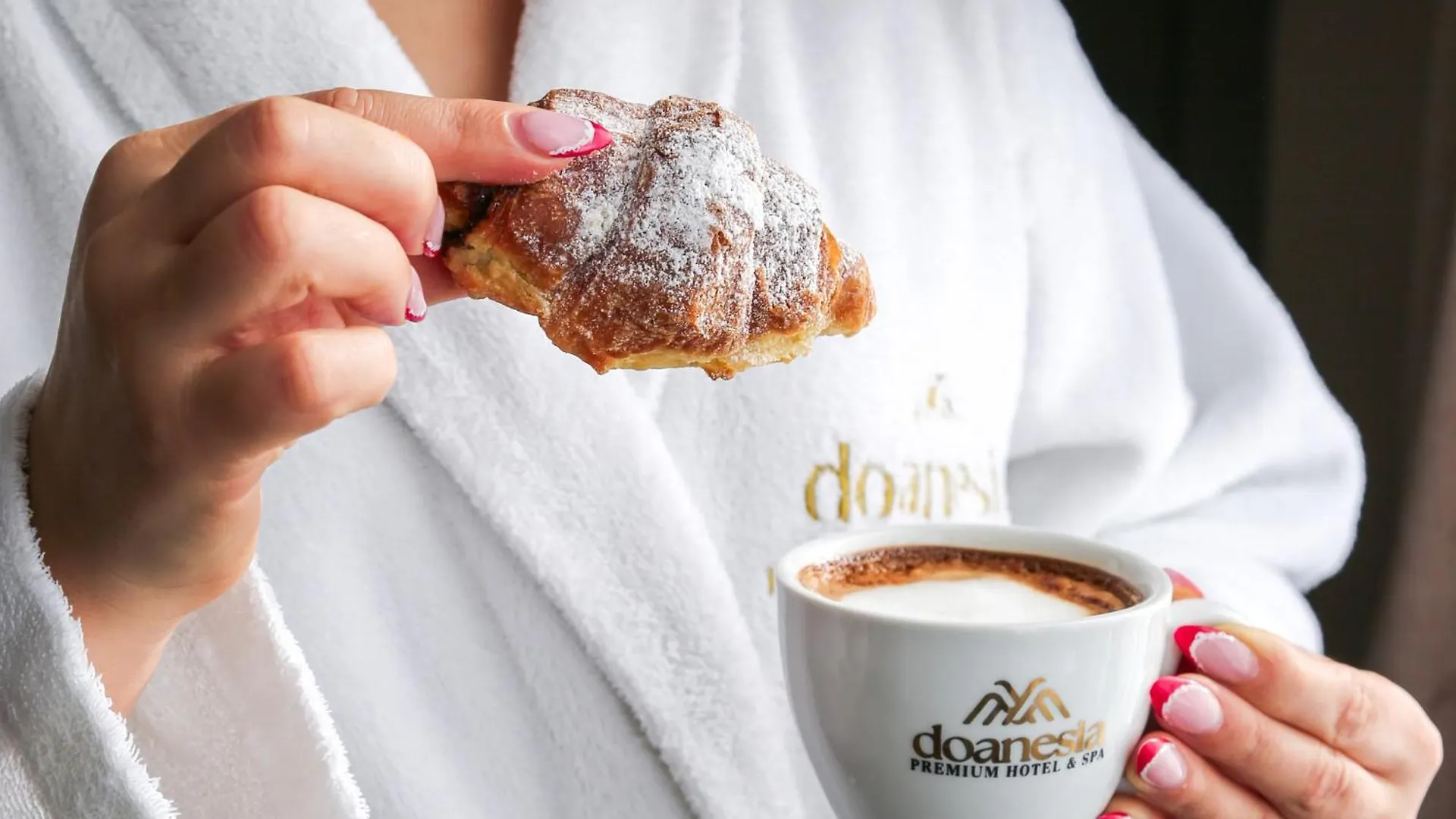 ****  Mezez Doanesia Premium Hotel & Spa אלבניה